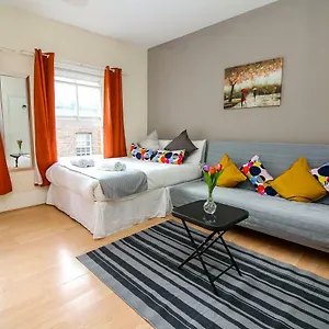 Apartment Studio Flat On Brick Lane Near Shoreditch, London
